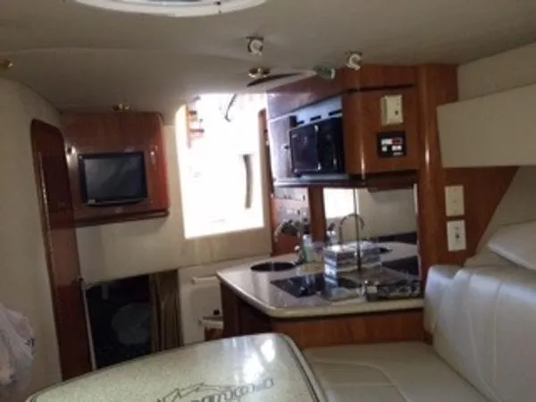Slide: The Image of Fountain 33 Sportfish Cruiser 2006 - 8
