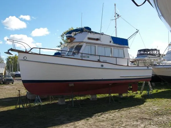 Slide: The Image of Grand Banks 32 Sedan 1978 - 1