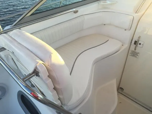 Slide: The Image of Boston Whaler 275 Conquest 2002 - 8