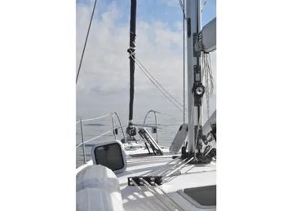 Slide: The Image of Hunter 49 2007 - 10