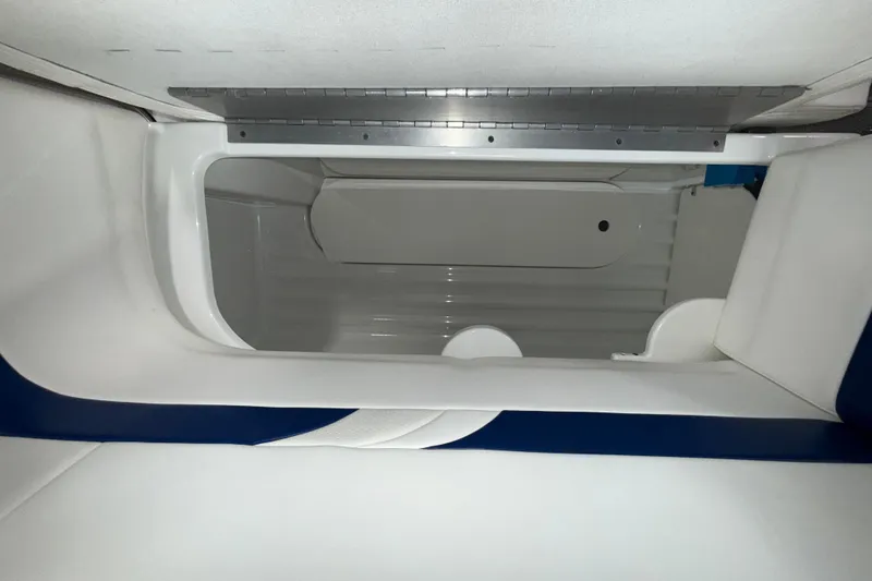 Slide: The Image of Interior storage compartment of a 2007 Formula 280 Bowrider boat. - 28
