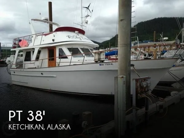 Slide: The Image of PT Europa Sedan Trawler 38 1983 - 0