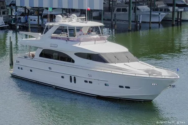 Slide: The Image of Horizon 76 Motoryacht 2006 - 1