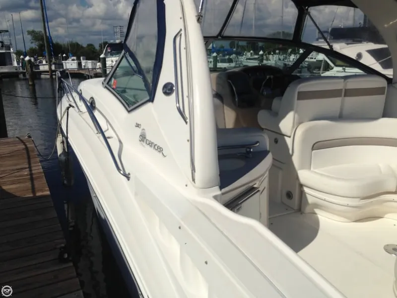 Slide: The Image of Sea Ray 320 Sundancer 2004 - 10