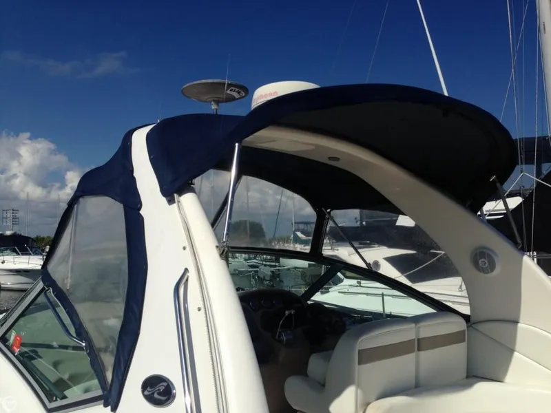 Slide: The Image of Sea Ray 320 Sundancer 2004 - 11