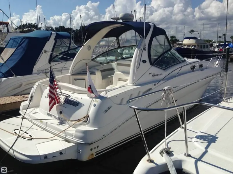 Slide: The Image of Sea Ray 320 Sundancer 2004 - 4