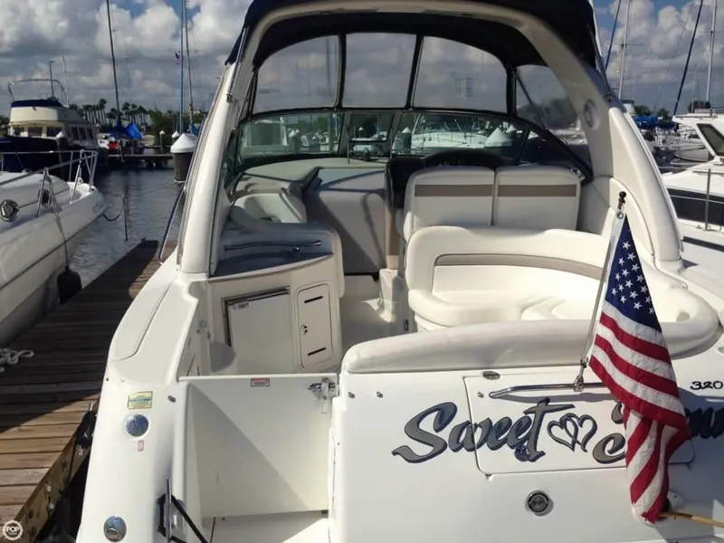 Slide: The Image of Sea Ray 320 Sundancer 2004 - 8