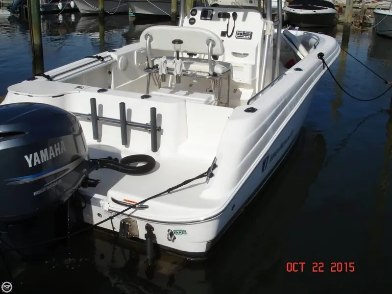 Slide: The Image of Wellcraft 232 Fisherman 2007 - 10
