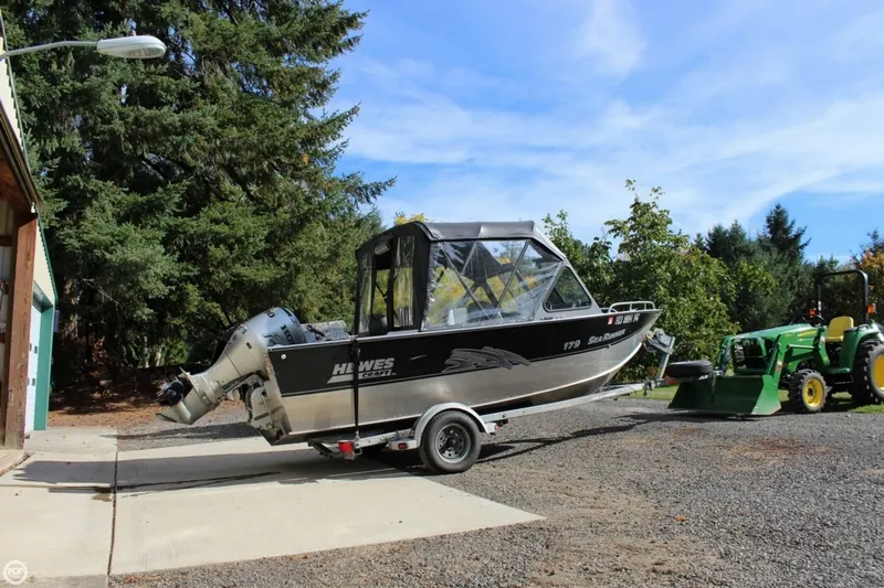 Slide: The Image of Hewescraft 179 Sea Runner 1999 - 8