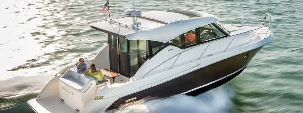 Slide: The Image of Tiara 39 Coupe 2016 - 1