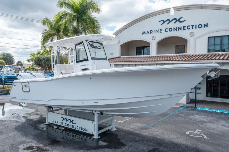 Slide: The Image of Sea Hunt Gamefish 28 Coffin Box 2026 - 8