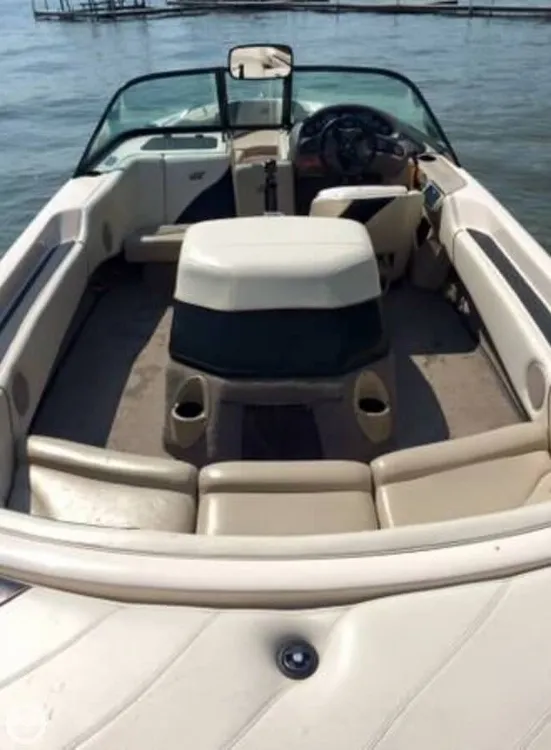 Slide: The Image of Correct Craft 21 Sport Nautique 2001 - 2
