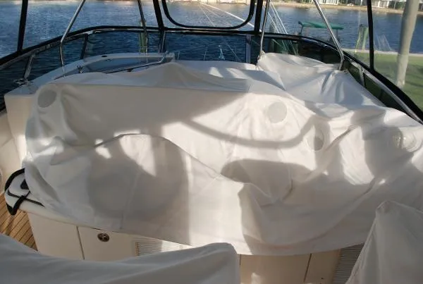 Slide: The Image of Sea Ray SEDAN BRIDGE 2006 - 9