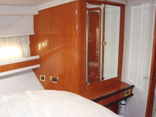 Slide: The Image of Sea Ray 460 Sundancer 2000 - 7