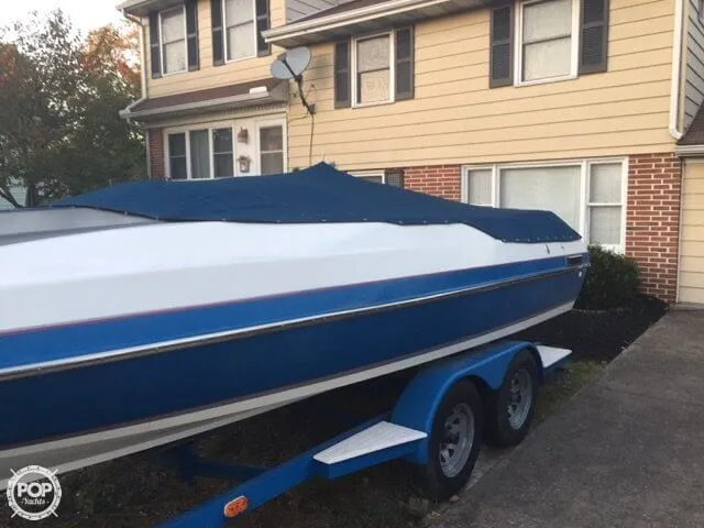 Slide: The Image of Maelstrom 23 Classic Speed Boat 1989 - 1