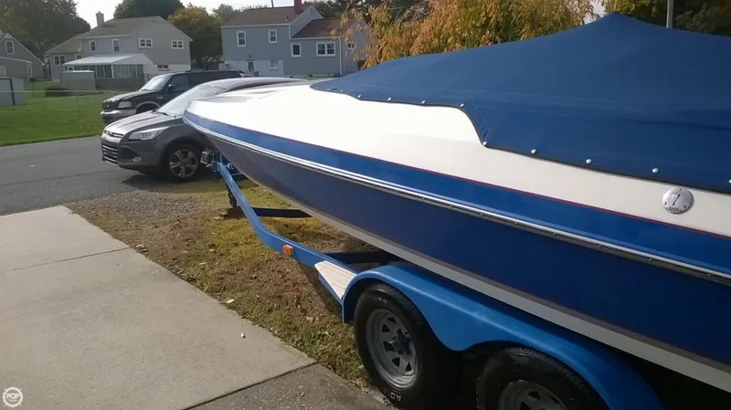 Slide: The Image of Maelstrom 23 Classic Speed Boat 1989 - 11