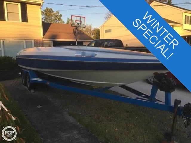 Slide: The Image of Maelstrom 23 Classic Speed Boat 1989 - 3