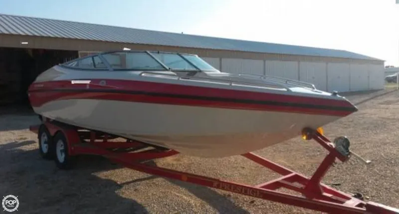 Slide: The Image of Crownline Boats 225 BR 1999 - 2
