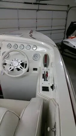 Slide: The Image of Eliminator 260 Eagle XP Closed Bow 2001 - 2