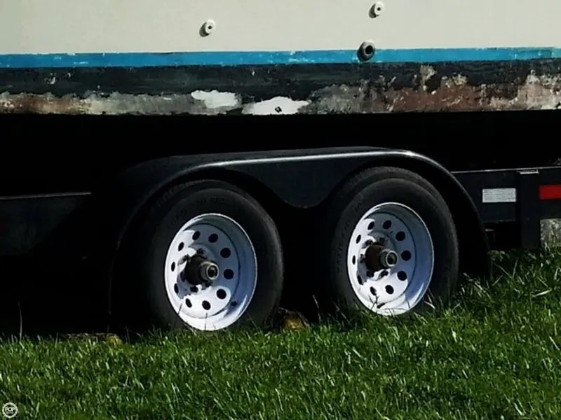 Slide: The Image of Tollycraft 26 Sedan 1977 - 5