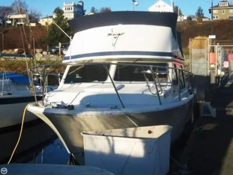 Slide: The Image of Tollycraft 26 Sedan 1977 - 7