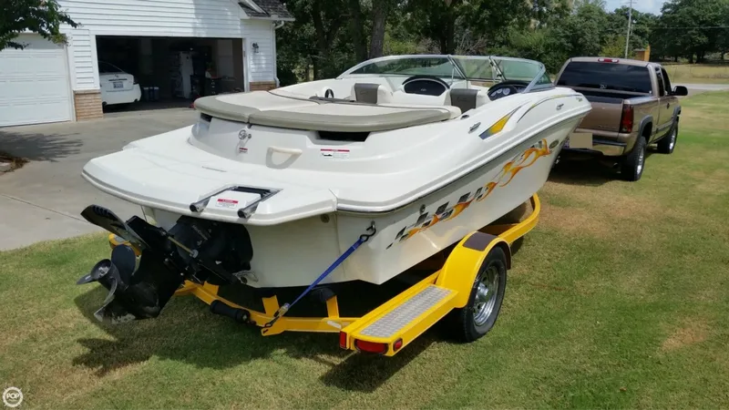Slide: The Image of Sea Ray 195 Sport 2007 - 3
