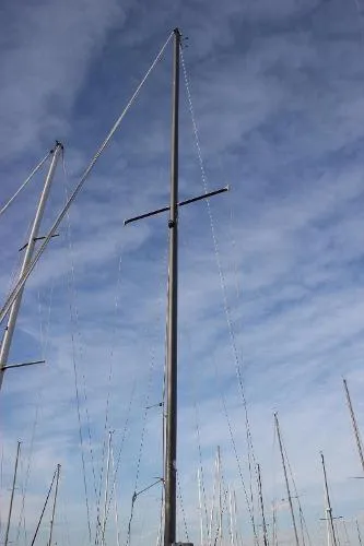Slide: The Image of Catalina 30 Tall Rig 1981 - 7