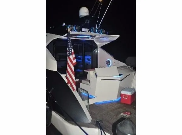 Slide: The Image of Marquis 420 Sport Coupe 2009 - 4