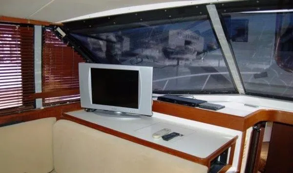 Slide: The Image of Bertram 36 Convertible 1997 - 6