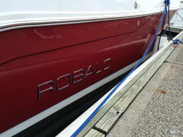 Slide: The Image of Robalo 247 2014 - 4
