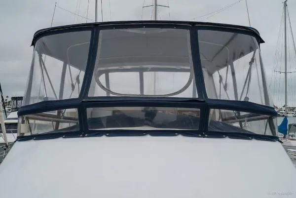 Slide: The Image of Lien Hwa MK III Sundeck Trawler 1987 - 7