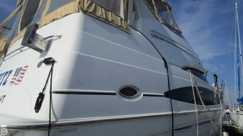 Slide: The Image of Carver Yachts 366 Motoryacht 2003 - 3