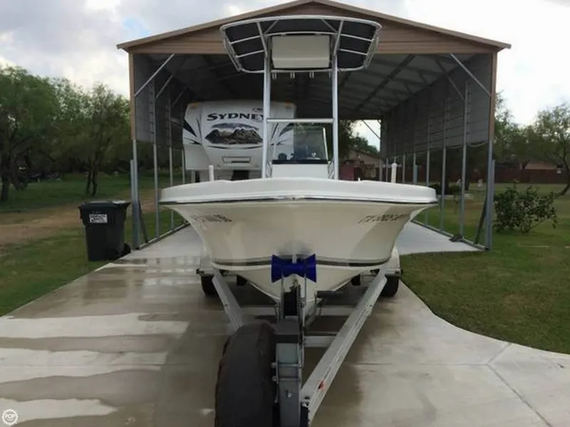 Slide: The Image of Sea Fox 195 BAY FISHER 2010 - 2
