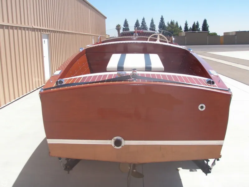 Slide: The Image of Chris-Craft Sportsman Deluxe 1954 - 1