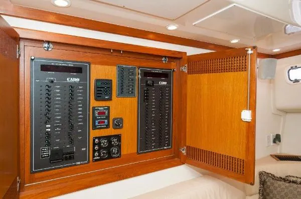 Slide: The Image of Cabo 45 Express 2001 - 10