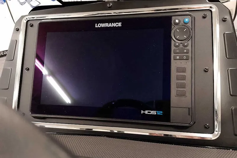 Slide: The Image of Lowrance HDS12 display on 2026 Ranger Z521R Cup-Equipped boat dashboard. - 24