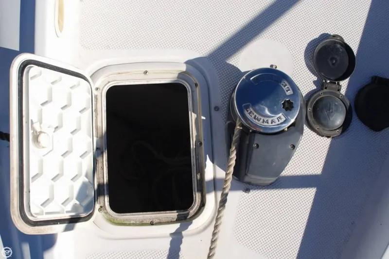 Slide: The Image of Bayliner 305 2005 - 5