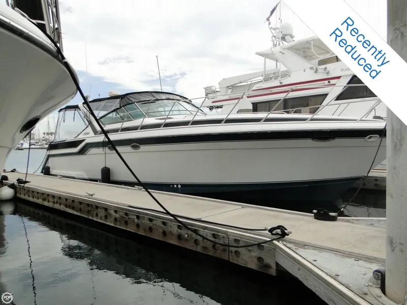 Slide: The Image of Wellcraft 43 Portofino 1987 - 5