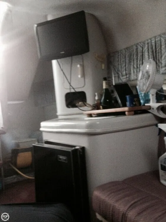 Slide: The Image of Chris-Craft 252 Crowne 1991 - 5