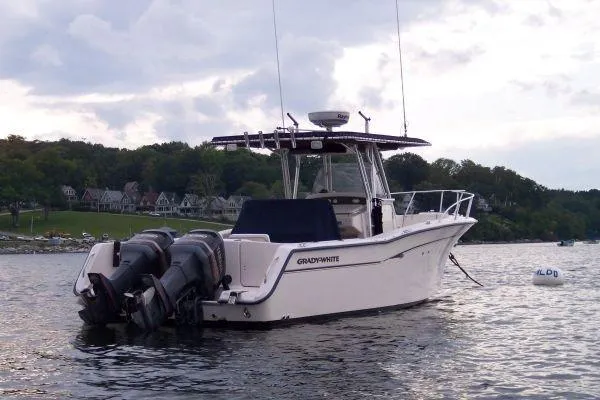 Slide: The Image of Grady-White Bimini 306 2000 - 3