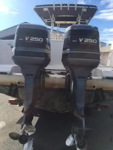 Slide: The Image of Grady-White Bimini 306 2000 - 7