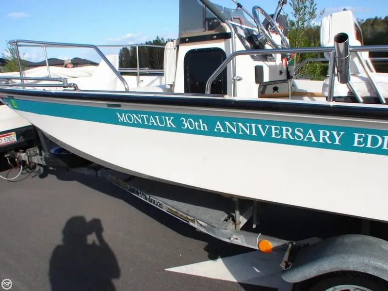 Slide: The Image of Boston Whaler 17 Montauk 1991 - 4