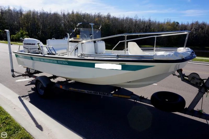 Slide: The Image of Boston Whaler 17 Montauk 1991 - 9