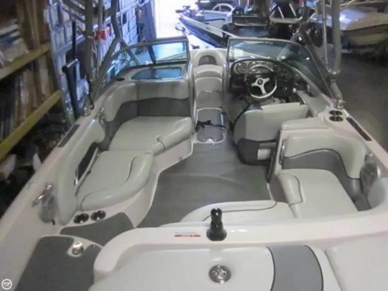 Slide: The Image of Correct Craft Air Nautique SV-211 Limited 2005 - 5