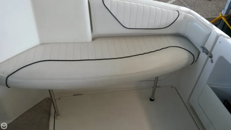 Slide: The Image of Bayliner 3255 Avanti Sunbridge 1999 - 8