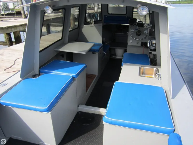Slide: The Image of Custom 25 Pilothouse 2015 - 3