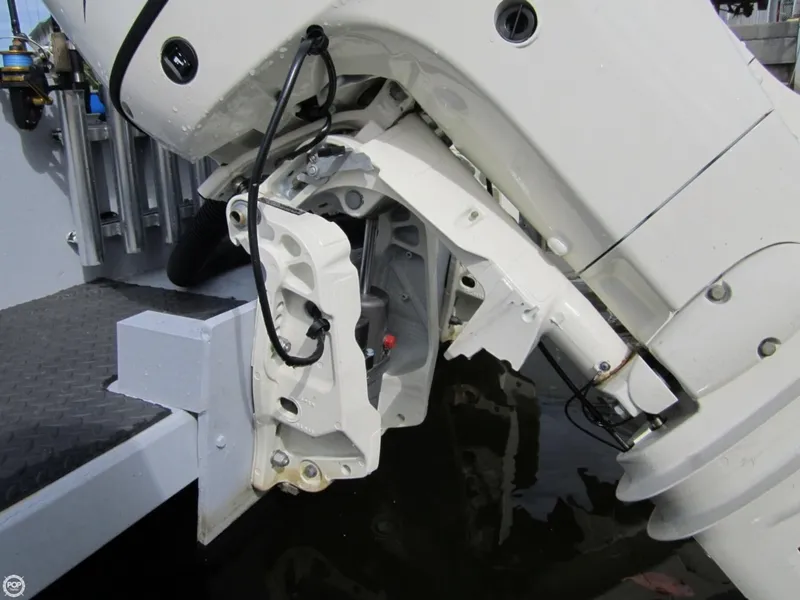 Slide: The Image of Custom 25 Pilothouse 2015 - 8
