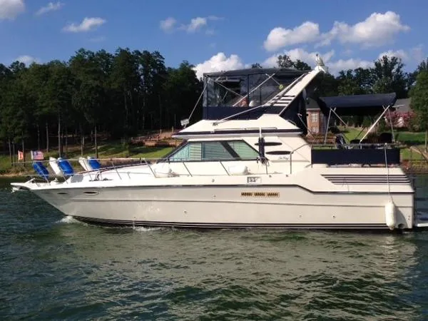 Slide: The Image of Sea Ray 410 Aft Cabin 1986 - 0