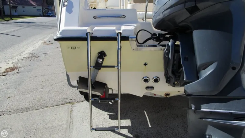 Slide: The Image of Key West 225 CC Bluewater 2006 - 7