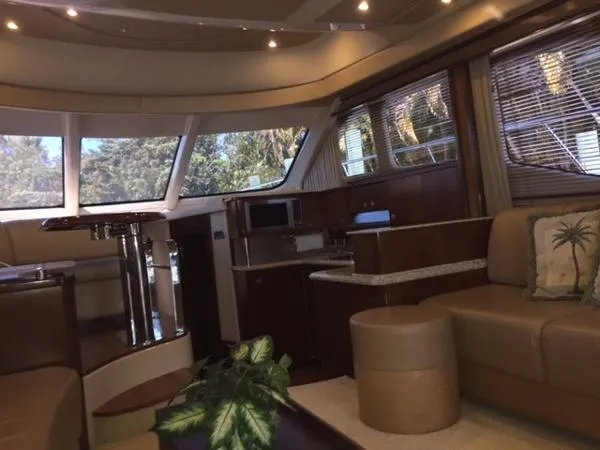 Slide: The Image of Sea Ray 520 Sedan Bridge 2005 - 1